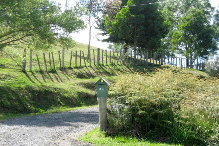 Photo of property in 36a Ameku Road, Raetihi, 4632