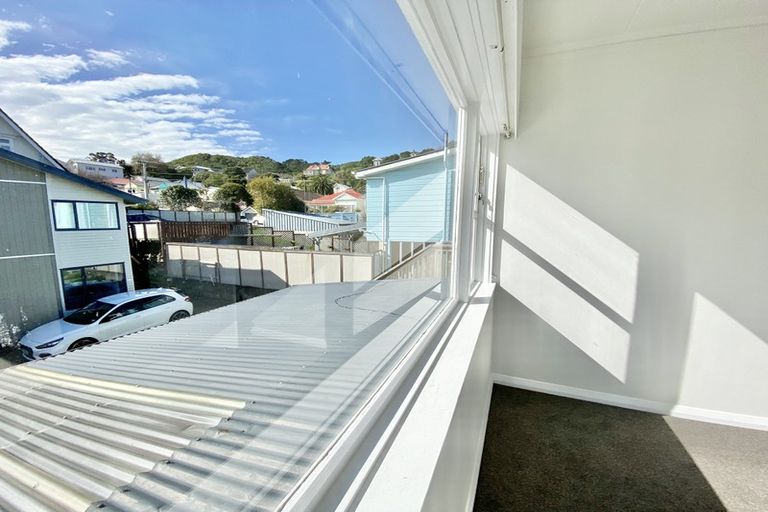 Photo of property in 18 Tamar Street, Island Bay, Wellington, 6023
