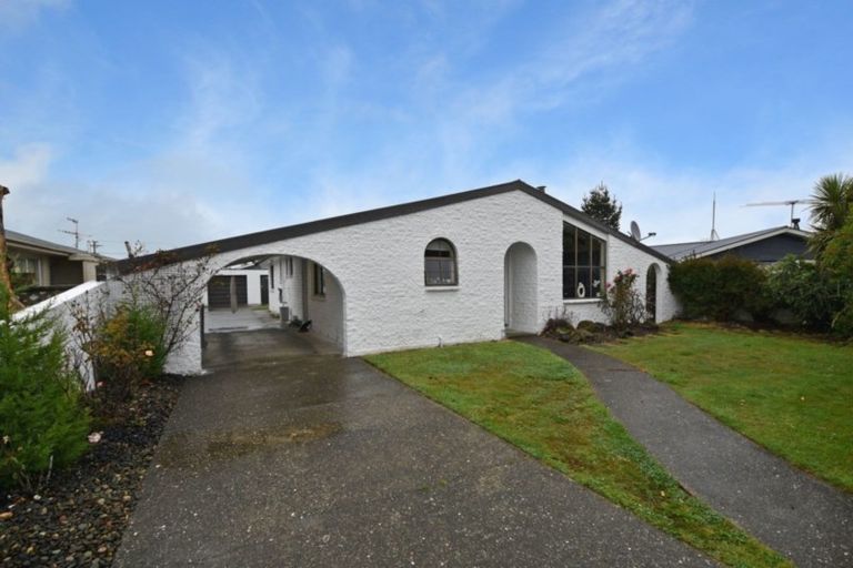 Photo of property in 110 Cunningham Crescent, Grasmere, Invercargill, 9810