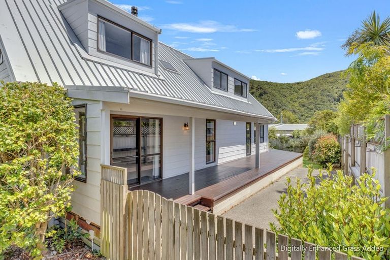 Photo of property in 6d Beach Road, Waikawa, Picton, 7220