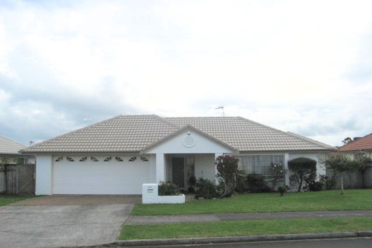 Photo of property in 31 Palmcrest Grove, Highland Park, Auckland, 2010