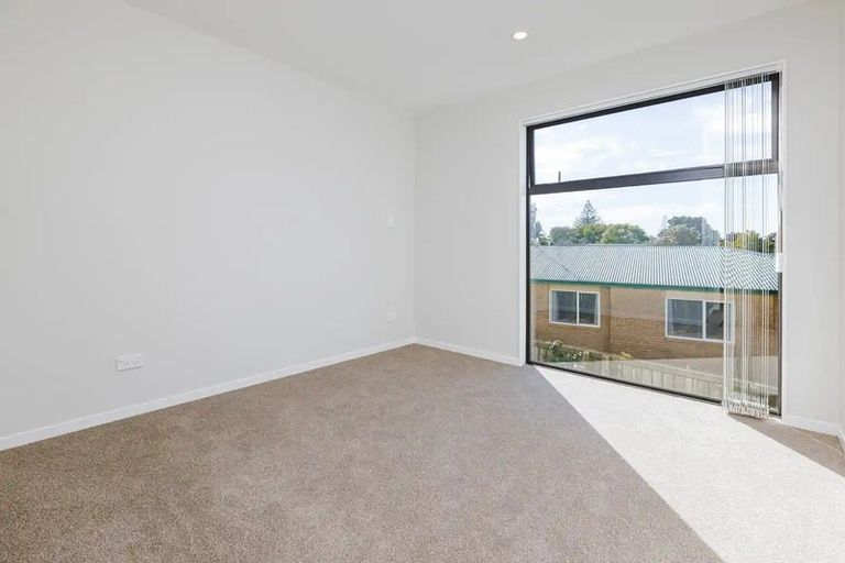 Photo of property in 64 Tukari Lane, Mangere Bridge, Auckland, 2022