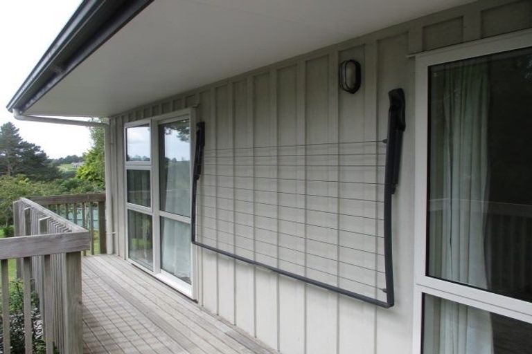 Photo of property in 2065a East Coast Road, Stillwater, Silverdale, 0993