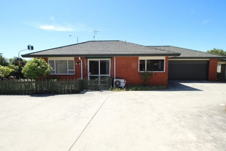 Photo of property in 4/479 Main South Road, Hornby, Christchurch, 8042