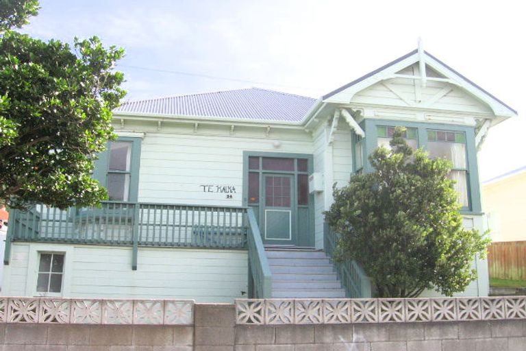 Photo of property in 54 Freyberg Street, Lyall Bay, Wellington, 6022