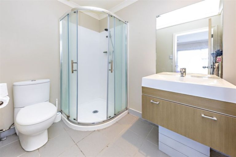 Photo of property in 280a Great South Road, Papakura, 2110