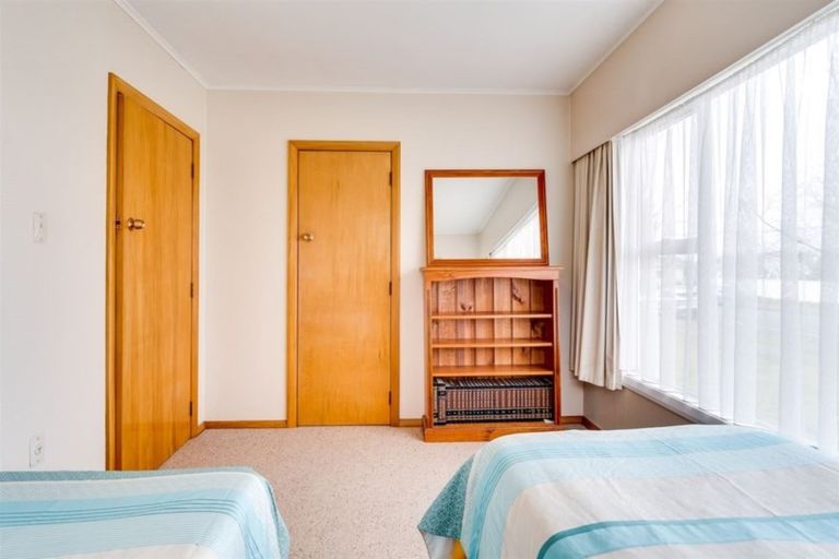 Photo of property in 128 Avondale Road, Greenmeadows, Napier, 4112