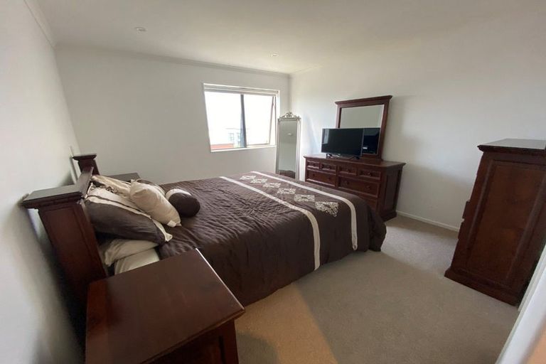 Photo of property in 11 Matairangi Avenue, Totara Heights, Auckland, 2105