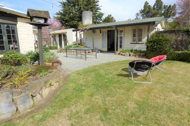 Photo of property in Old Mill Cottage, 2356 Herbert-hampden Road, Herbert, Oamaru, 9495