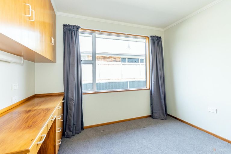 Photo of property in 19 Timaru Road, Waimate, 7924