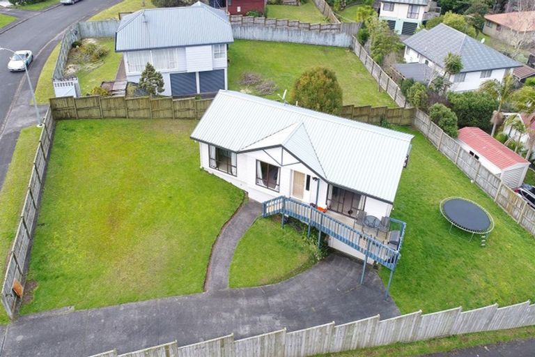 Photo of property in 7 Miriam Corban Heights, Henderson, Auckland, 0612