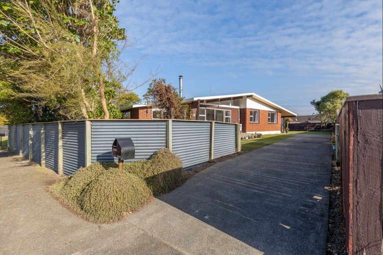 Photo of property in 19 Alexander Street, Awapuni, Palmerston North, 4412
