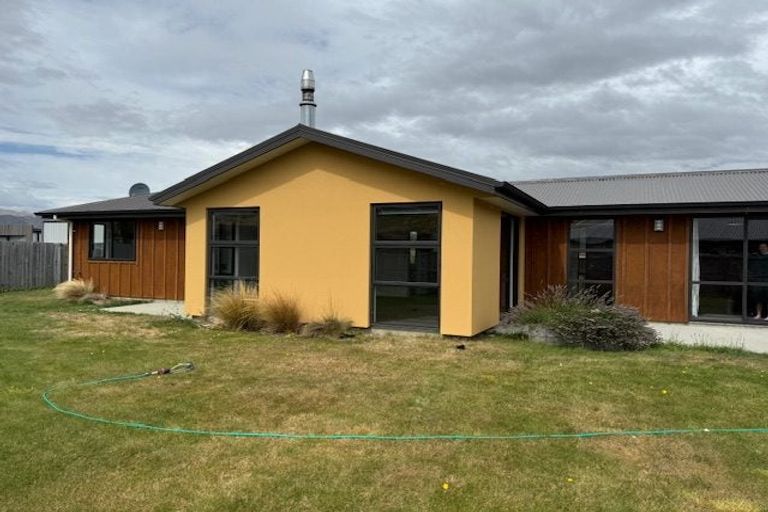 Photo of property in 55 Hewson Crescent, Lake Hawea, Wanaka, 9382