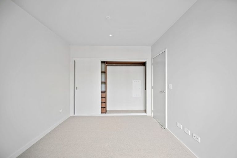Photo of property in 102/82 Te Oneroa Way, Long Bay, Auckland, 0630