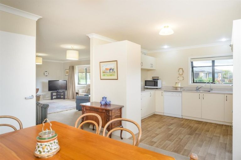 Photo of property in 12 Barnett Drive, Marton, 4710