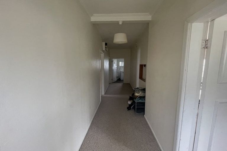 Photo of property in 15 Pembroke Road, Northland, Wellington, 6012