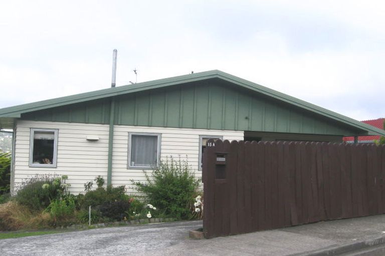 Photo of property in 15a Govind Grove, Ngaio, Wellington, 6035