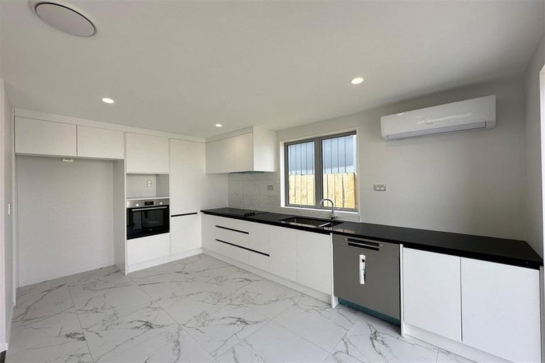 Photo of property in 5 Hoia Street, Papakura, 2110