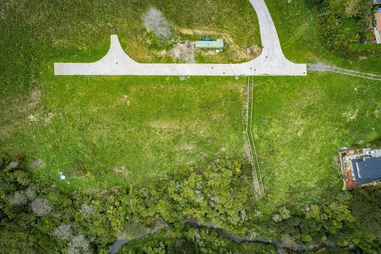 Photo of property in 3 Madeira Lane, Massey, 0614