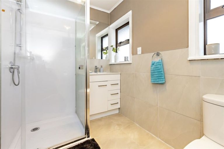 Photo of property in 1/55 Mcannalley Street, Manurewa East, Auckland, 2102