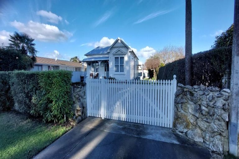 Photo of property in 706 Charles Street, Raureka, Hastings, 4120