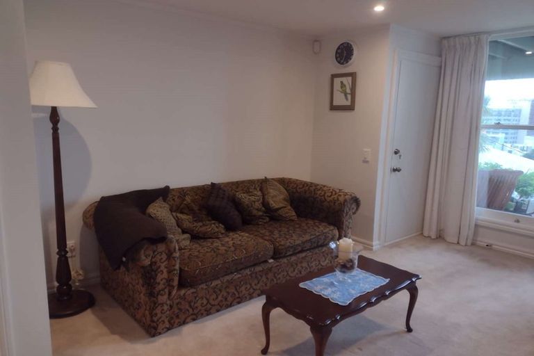 Photo of property in 28 Talavera Terrace, Kelburn, Wellington, 6012