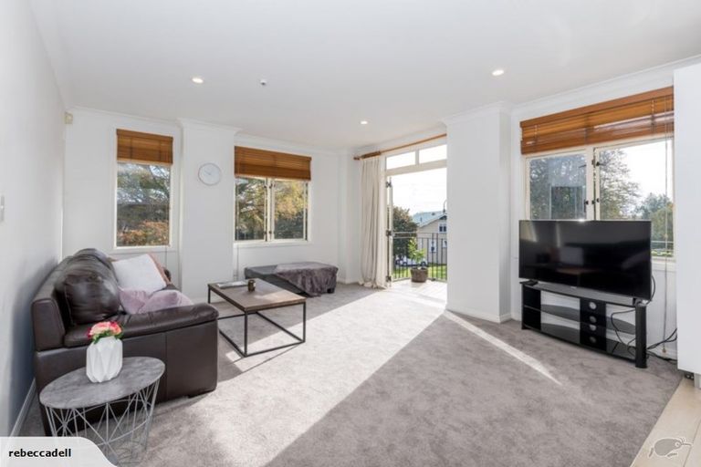 Photo of property in 1a/11 London Street, Hamilton Central, Hamilton, 3204