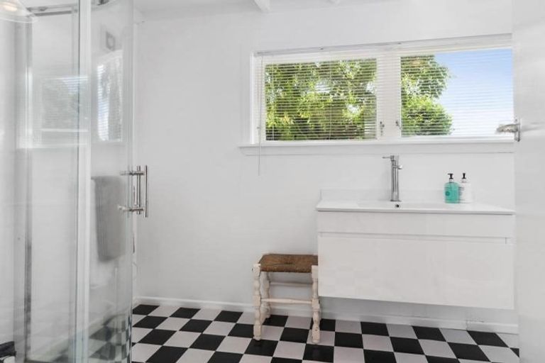 Photo of property in 31 Marina Terrace, Kinloch, Taupo, 3377