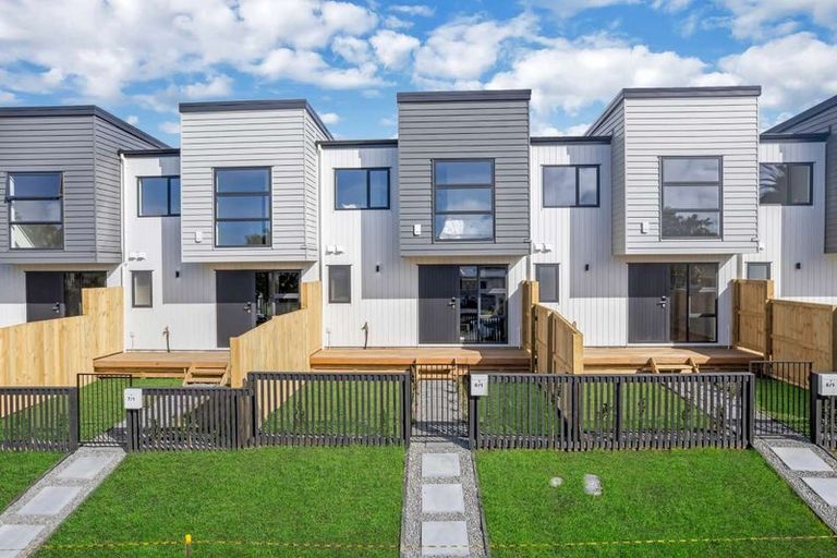 Photo of property in 3/1 Benita Place, Sunnyvale, Auckland, 0612