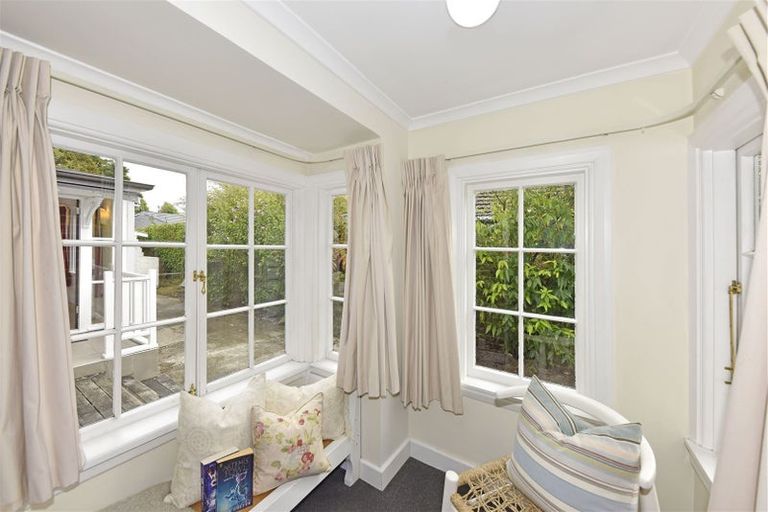 Photo of property in 119 Avonhead Road, Avonhead, Christchurch, 8042