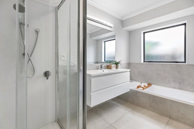 Photo of property in 676 Gloucester Road, Papamoa Beach, Papamoa, 3118