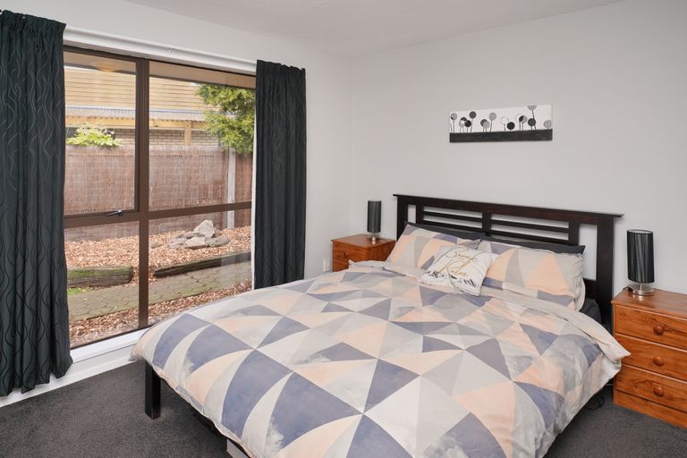 Photo of property in 27a Trafford Street, Harewood, Christchurch, 8051