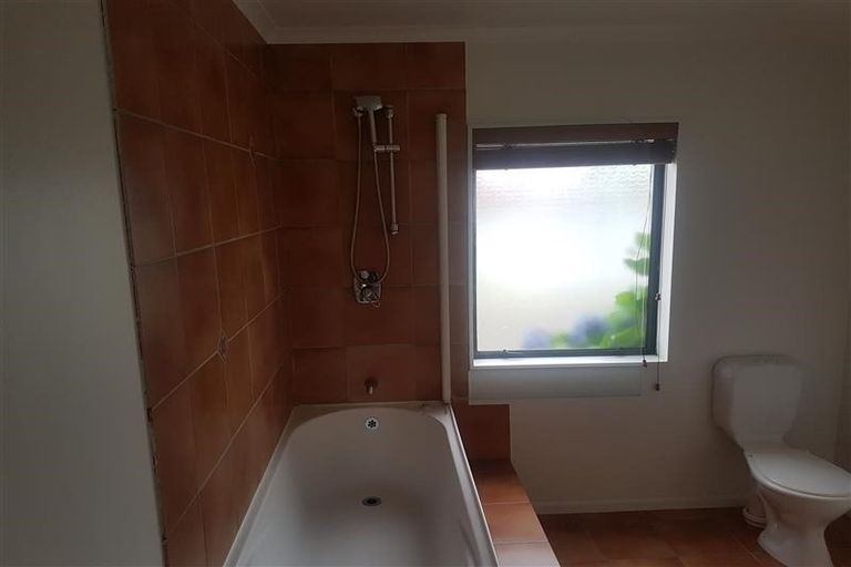 Photo of property in 30 Mccahon Drive, Pukehangi, Rotorua, 3015