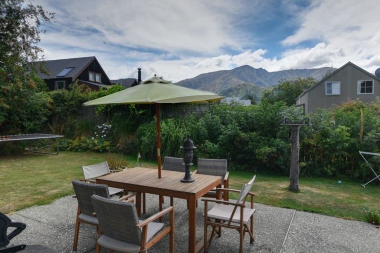 Photo of property in 3 Jopp Street, Arrowtown, 9302