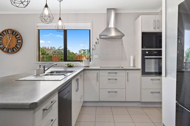 Photo of property in 2 Sunrise Place, Te Aroha, 3320