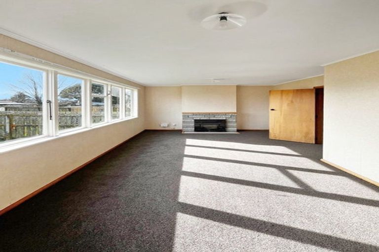 Photo of property in 46-52 Devon Crescent, Bulls, 4818