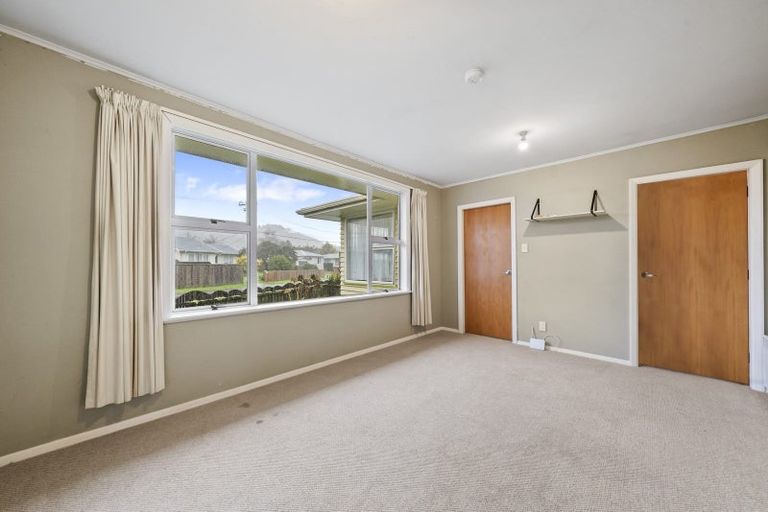 Photo of property in 7 Benge Crescent, Clouston Park, Upper Hutt, 5018
