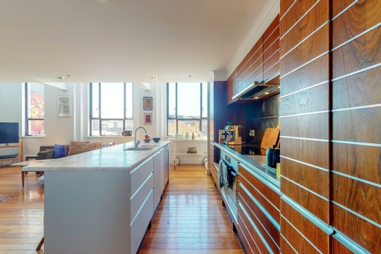 Photo of property in Augusta Apartments, 17/254 Willis Street, Te Aro, Wellington, 6011