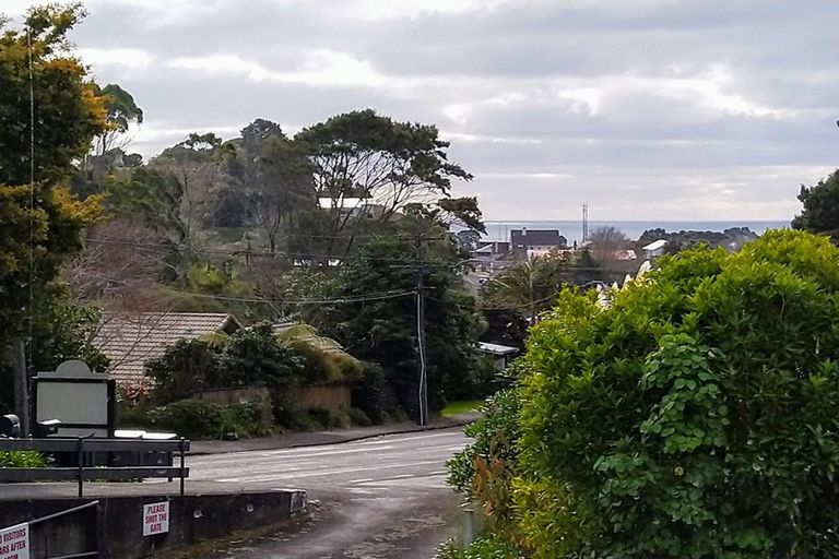 Photo of property in 11/75 Carrington Street, Lower Vogeltown, New Plymouth, 4310