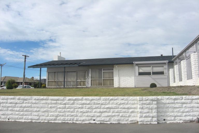 Photo of property in 119 Bassett Street, Burwood, Christchurch, 8083