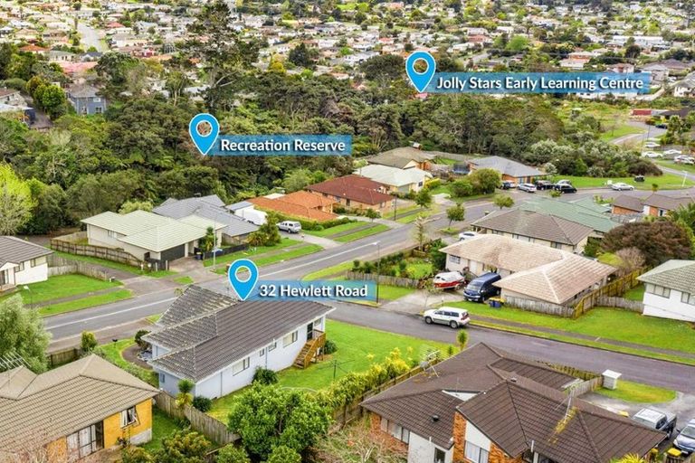 Photo of property in 32 Hewlett Road, Massey, Auckland, 0614