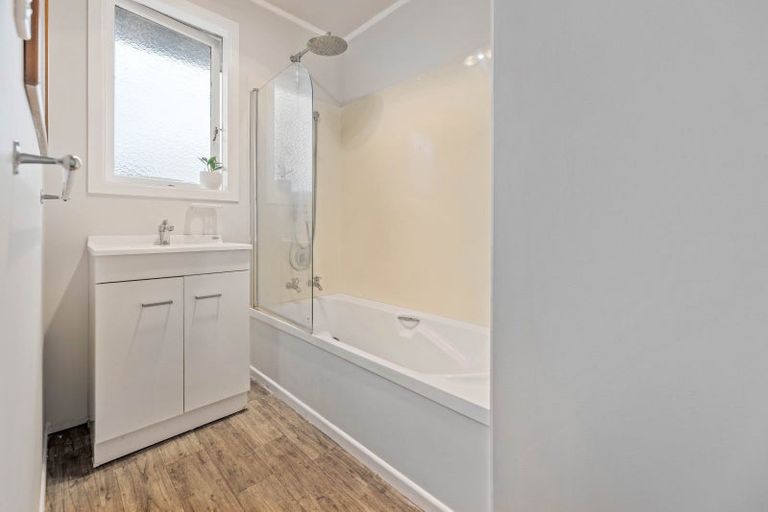 Photo of property in 36 Pohutukawa Drive, Tokoroa, 3420