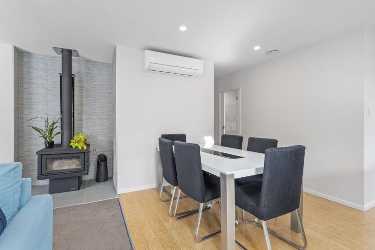 Photo of property in 17 Aorangi Road, Paraparaumu, 5032