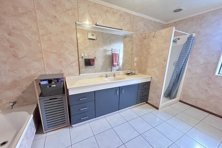 Photo of property in 14 Coleridge Place, Stoke, Nelson, 7011