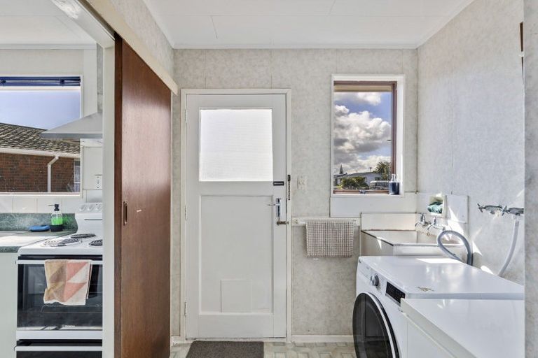 Photo of property in 24 Sole Avenue, Bell Block, New Plymouth, 4312