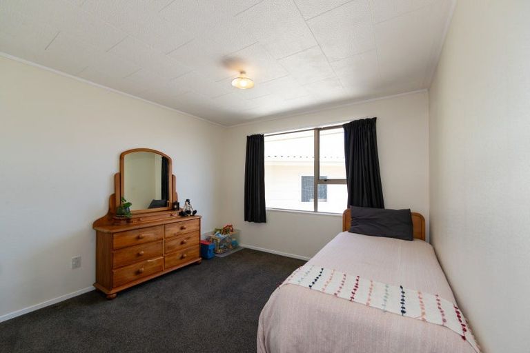 Photo of property in 43 Ryan Crescent, Greenmeadows, Napier, 4112