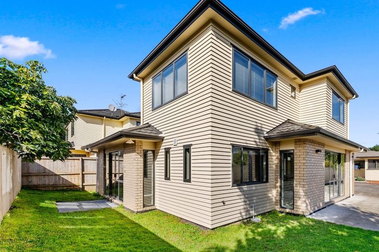 Photo of property in 65 Wallace Road, Mangere Bridge, Auckland, 2022