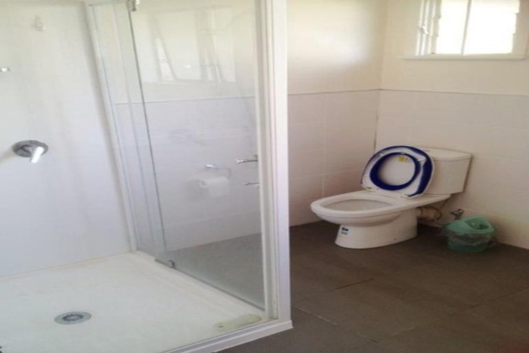 Photo of property in 77 Pakuranga Road, Pakuranga, Auckland, 2010