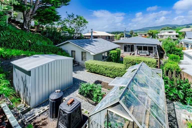 Photo of property in 10 Dale Road, Raumati South, Paraparaumu, 5032