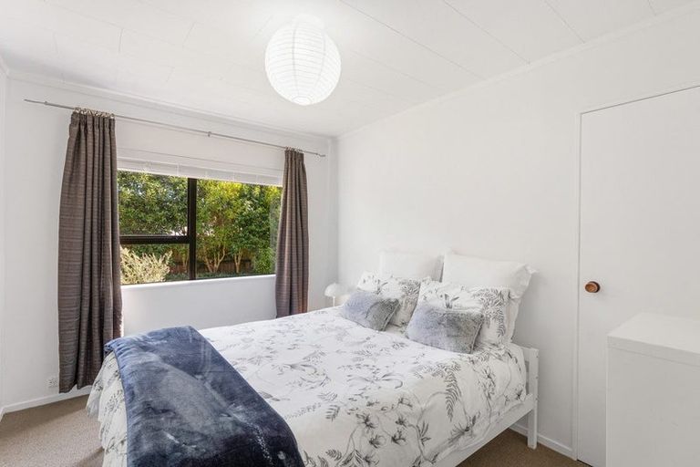 Photo of property in 11 Renata Road, Otaki, 5512